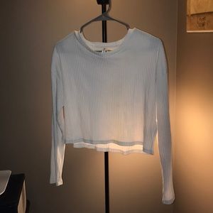 White long sleeve crop top